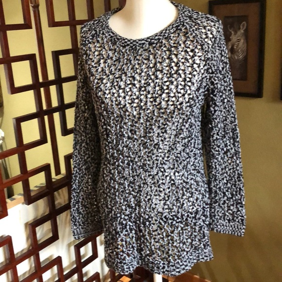 Sweaters - Long black and gray sweater Sz med.